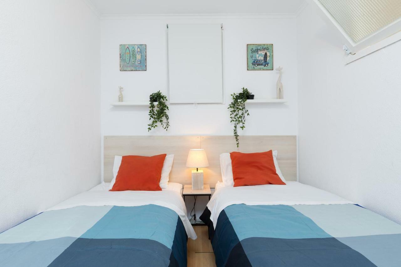 Large Flat W/ Terrace | Ace Location @ Aliados Porto