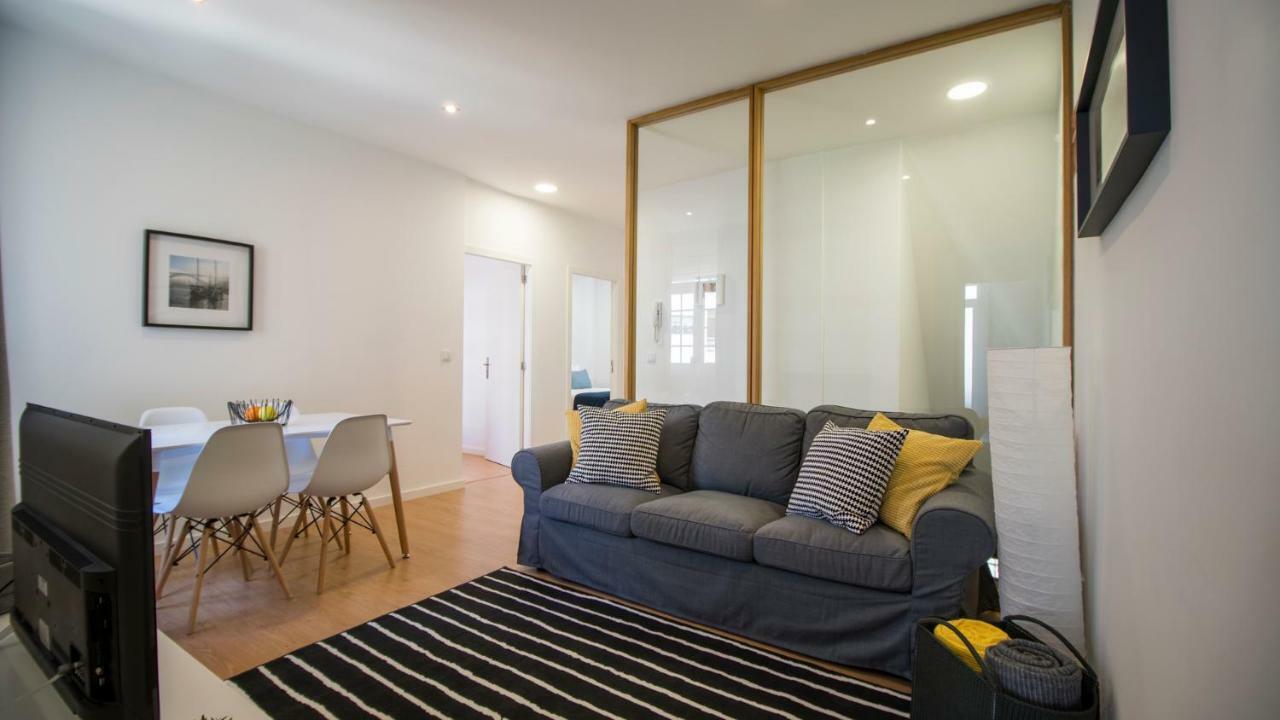 Apartment Yellow *