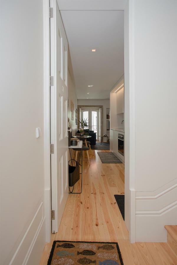 Apartment Liiiving In - Cozy & Chic Downtown *
