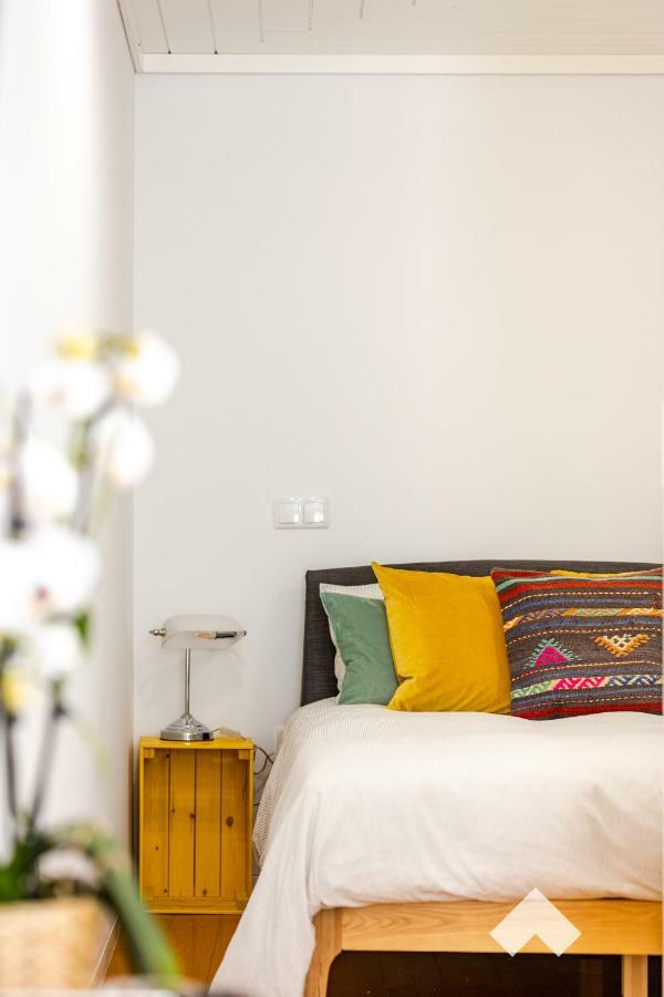 Artsy Retreat In The Heart Of Porto