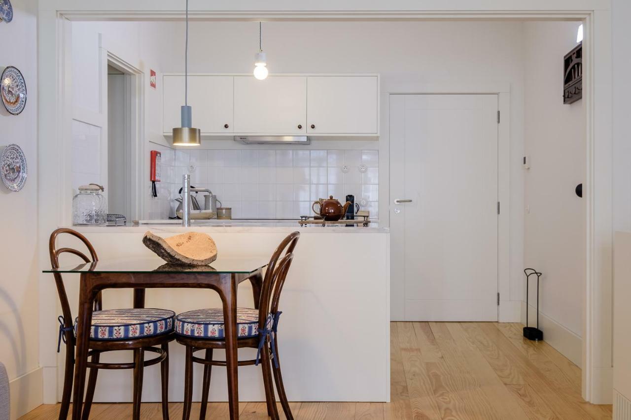 Boutique Rentals-flores Plaza In Historical Center *