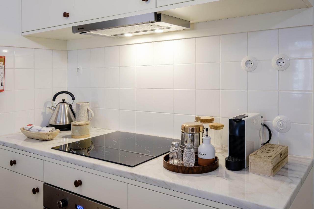 Apartment Boutique Rentals-flores Plaza In Historical Center Porto