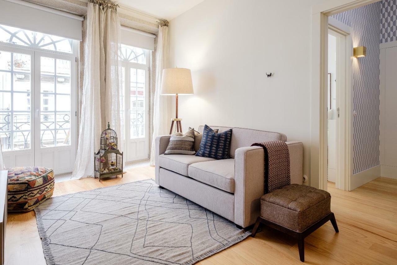 Boutique Rentals-flores Plaza In Historical Center *