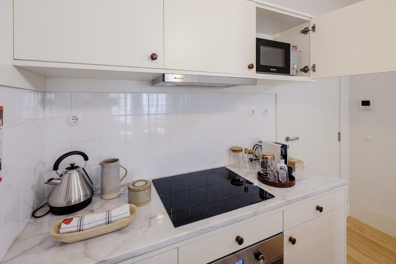 Apartment Boutique Rentals-flores Plaza In Historical Center Porto