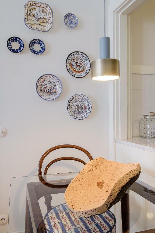 Apartment Boutique Rentals-flores Plaza In Historical Center Porto