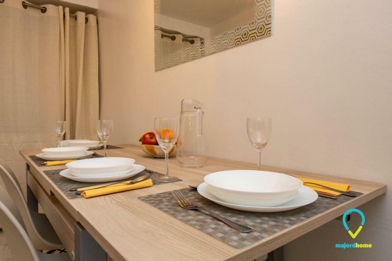Apartment Charm In Ribeira Porto