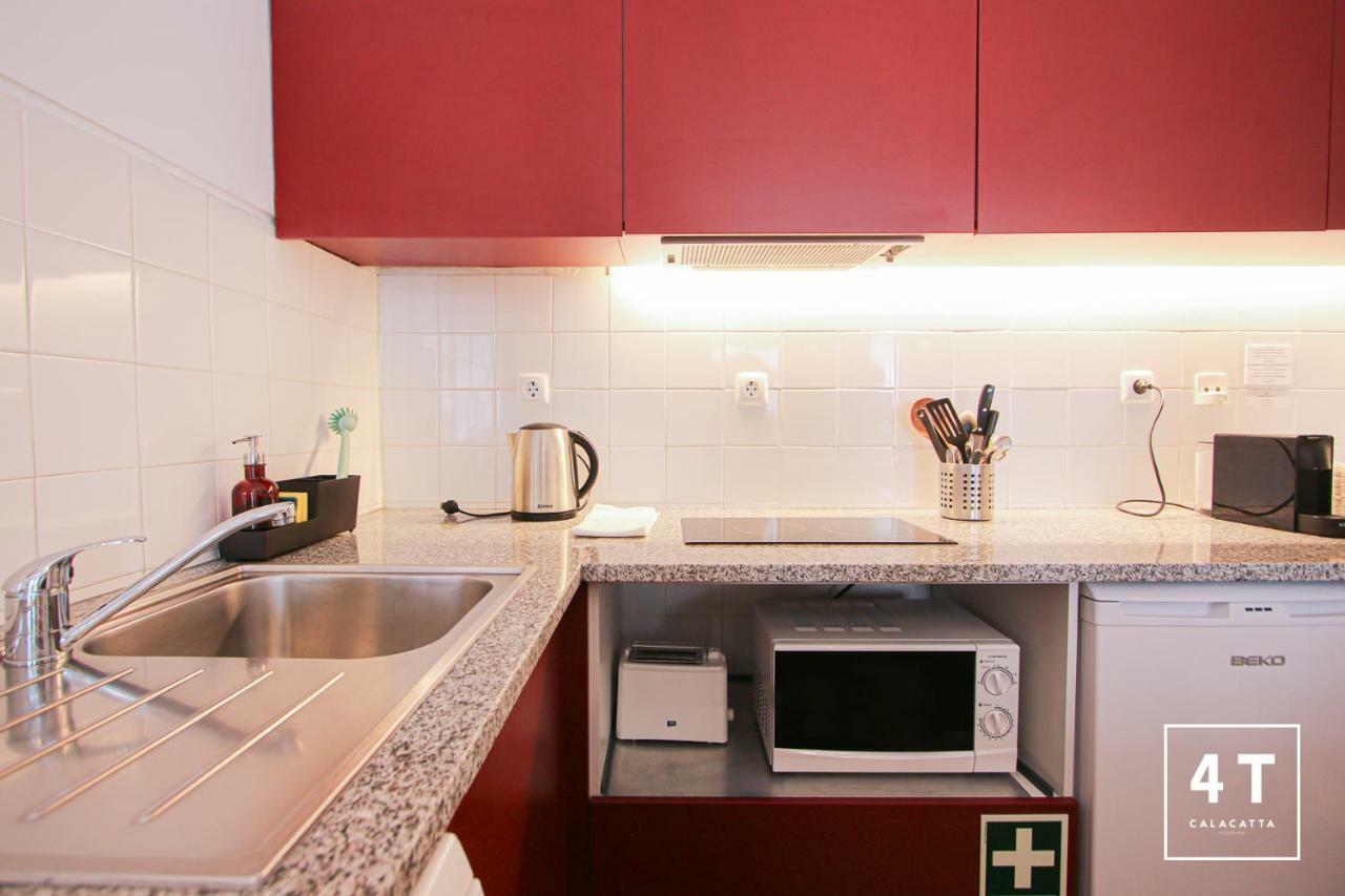 Calacatta Housing * Porto