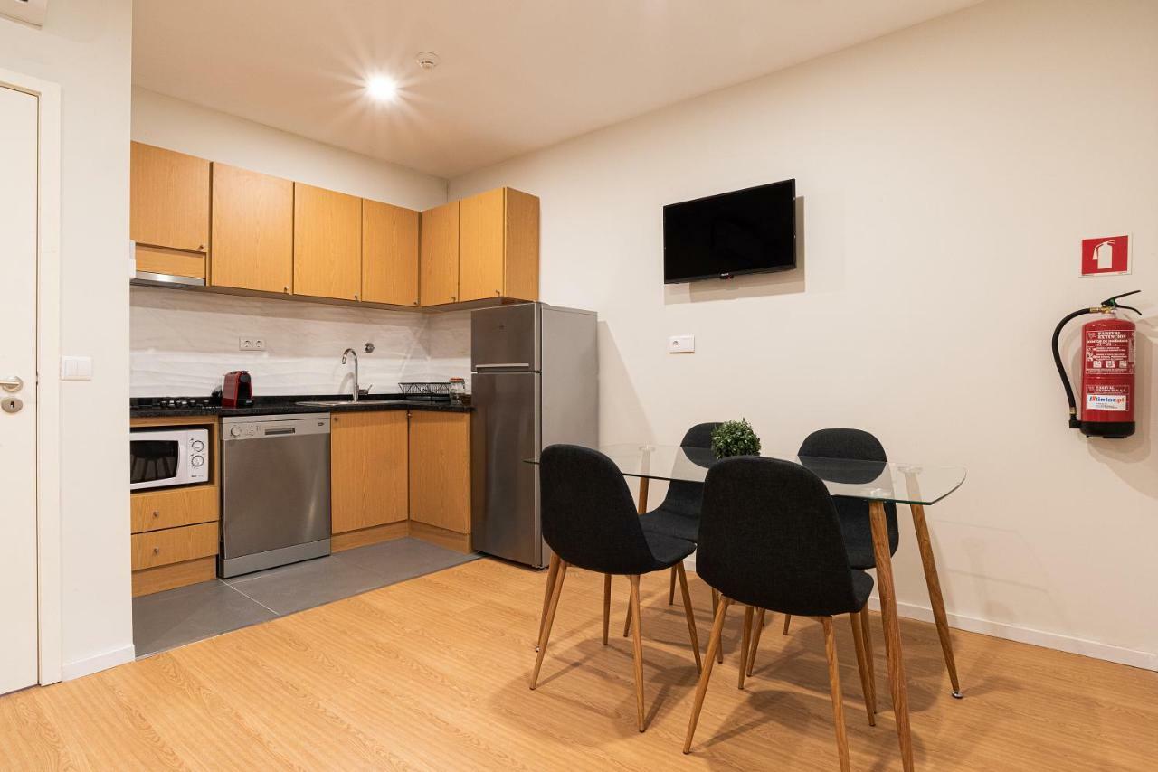 Zd Moreira Flats A By Portoproperties4you *