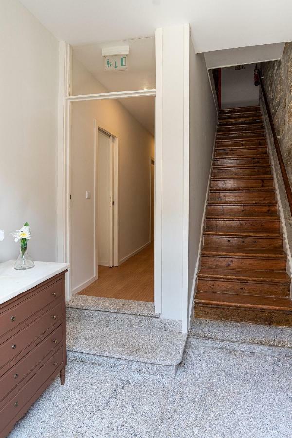 Zd Moreira Flats A By Portoproperties4you Porto