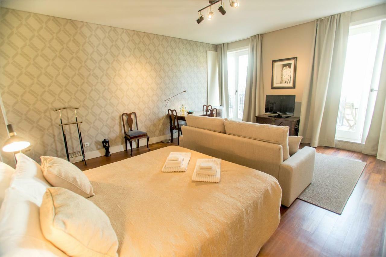 Cardosas Square Luxury By Hosts *