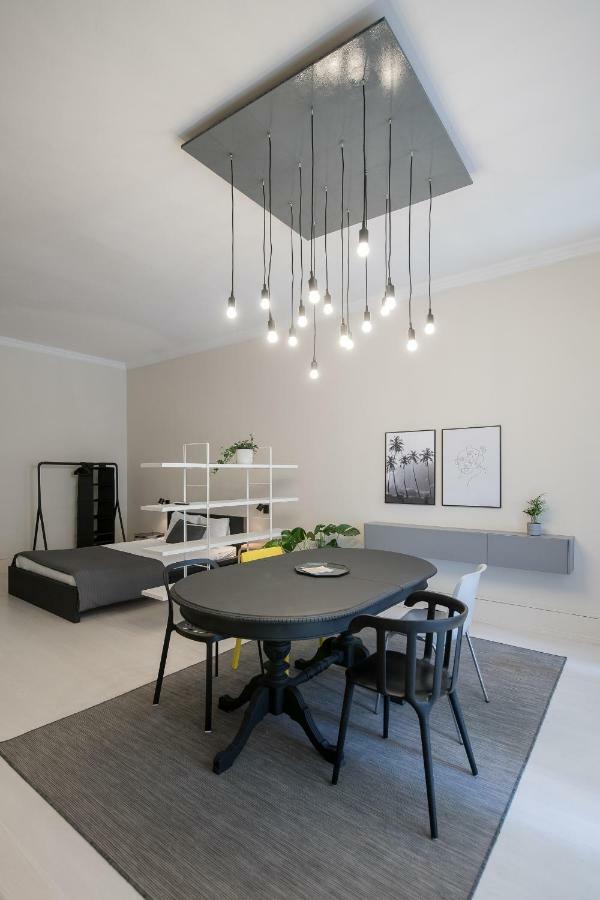 Baixa24 •p1l• Amplo Estudio Na Baixa Com Varanda Apartment Porto