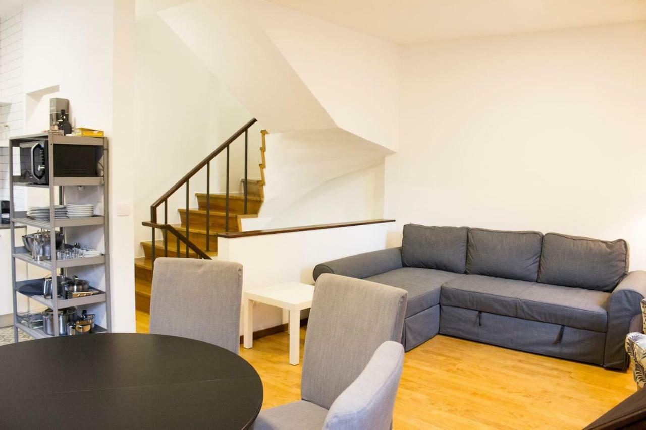 Historical Ribeira Duplex, Magellan House Porto