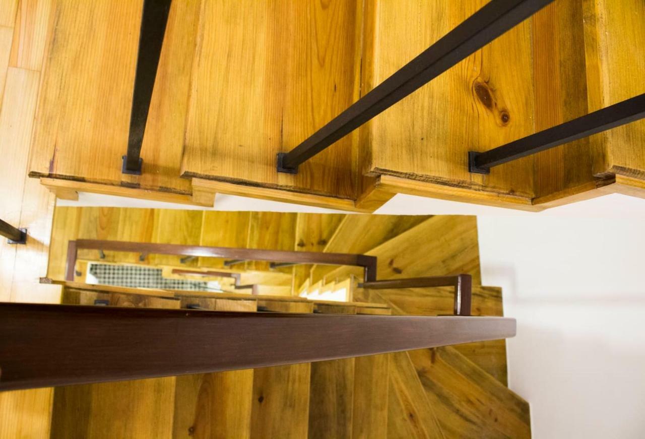 Apartment Historical Ribeira Duplex, Magellan House Porto