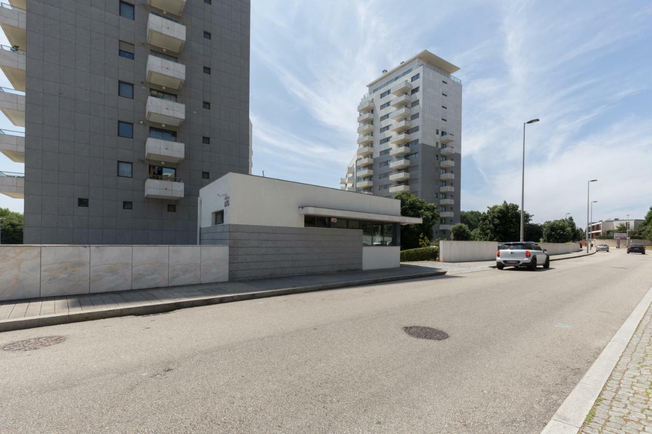 Deluxe With Sea View Apartment