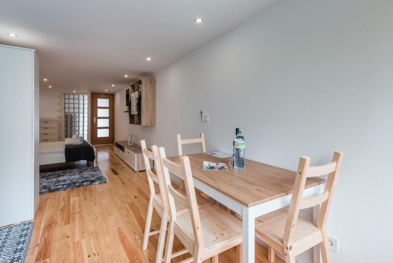 Guestready- Marys Den