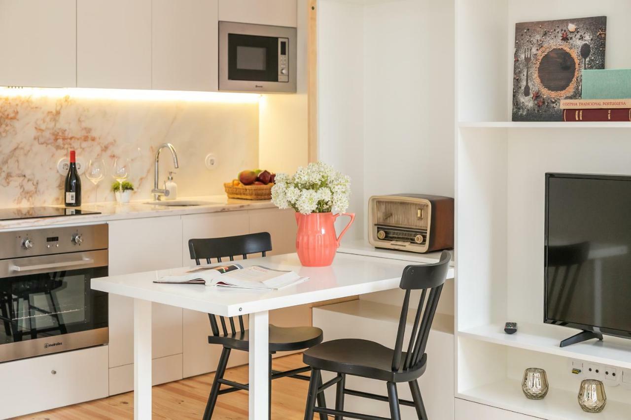 Indulge Flats Apartment *