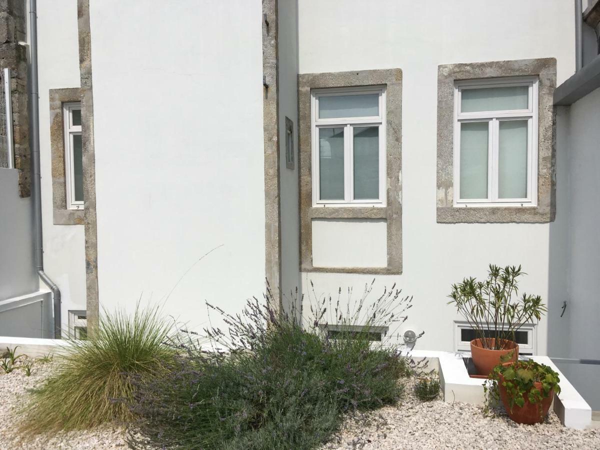 Central Ground Floor With Garden * Porto