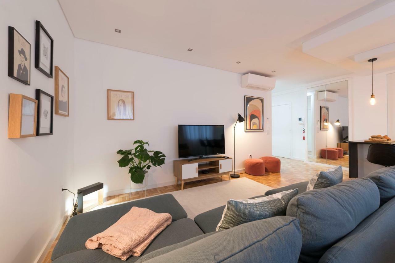 Bruno's Downtown Apartment *