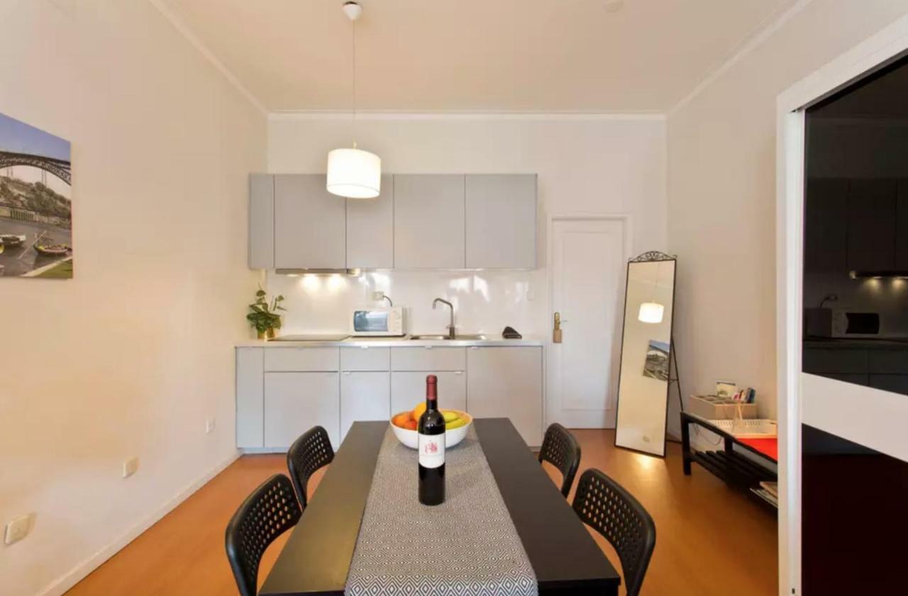 Apartment Cozy Sunny Flats By Hostwise Porto