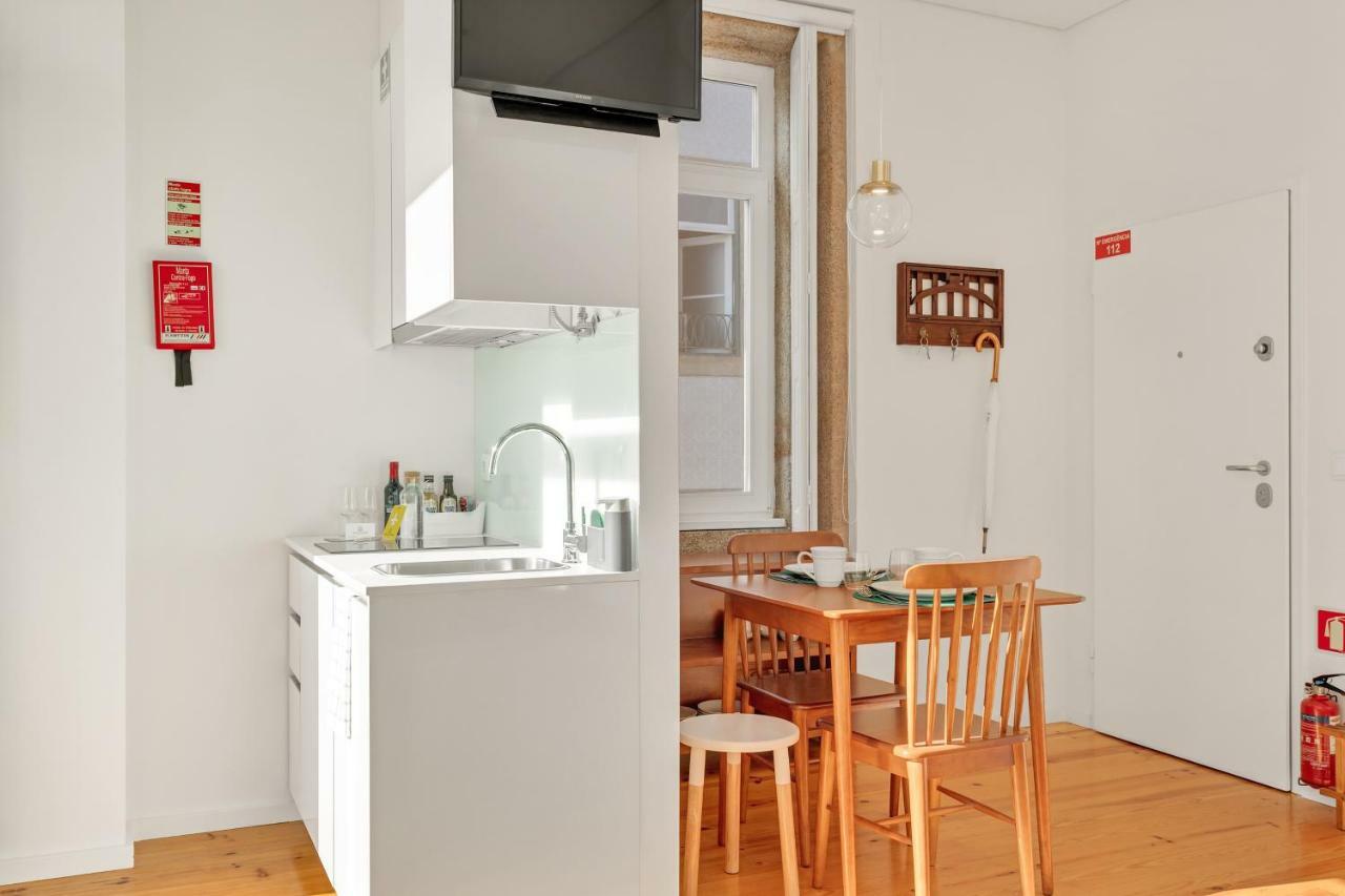 Old Stone Flats Clerigos Apartment Porto
