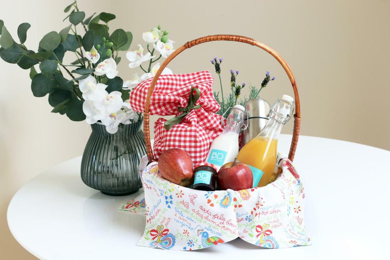 Hm - The Garden Apartment *