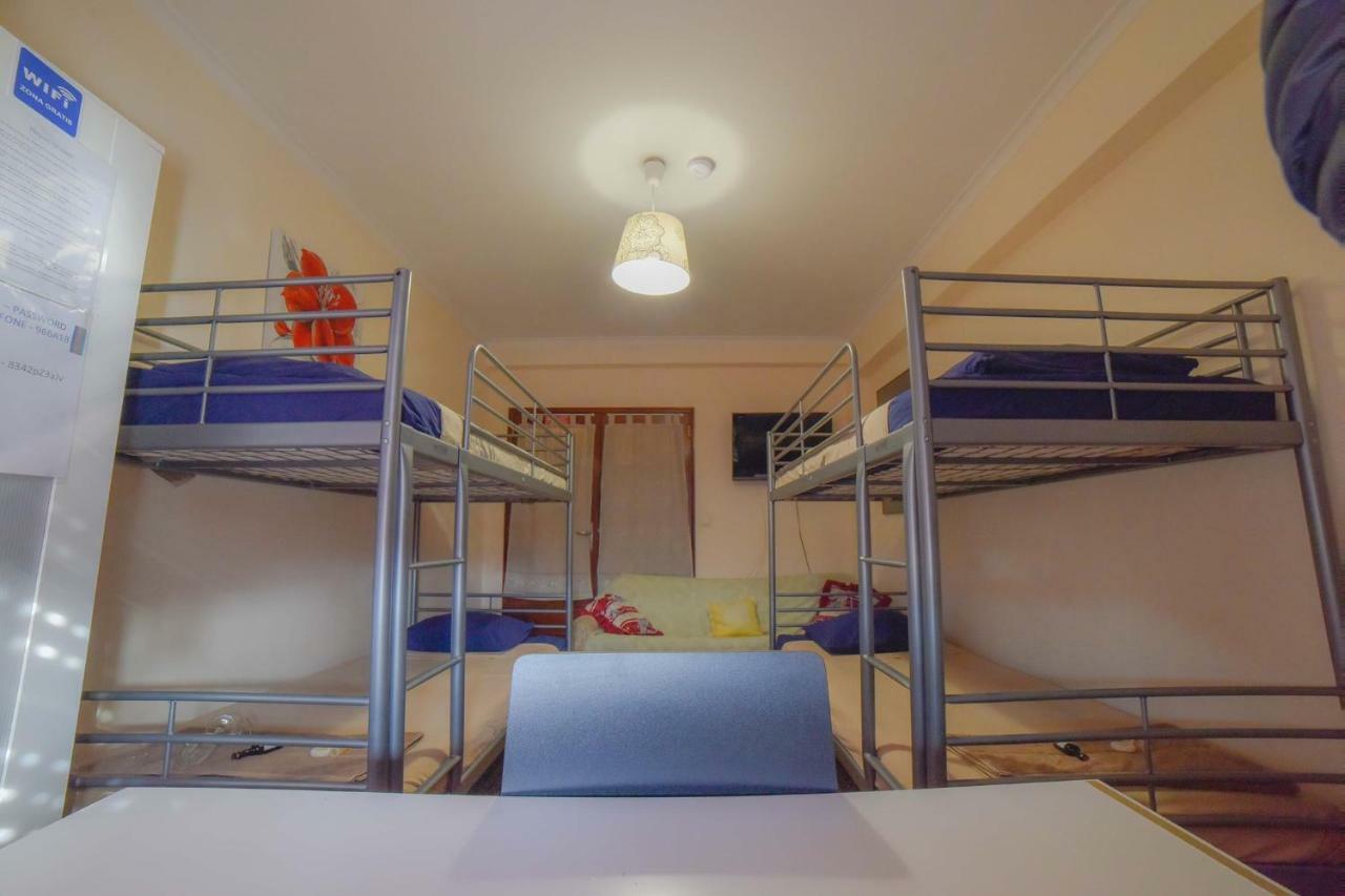 Com 4 Camas Homestay Porto