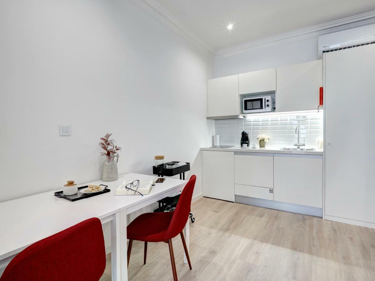 Downtown Lovers Suites: Bombarda 451 Apartment *