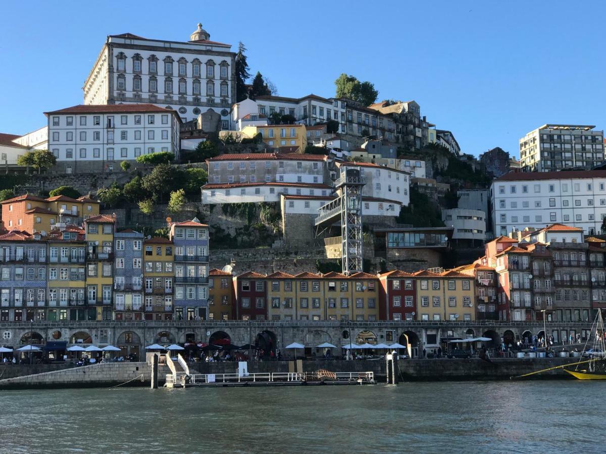 Private Yacht- Douro River Botel