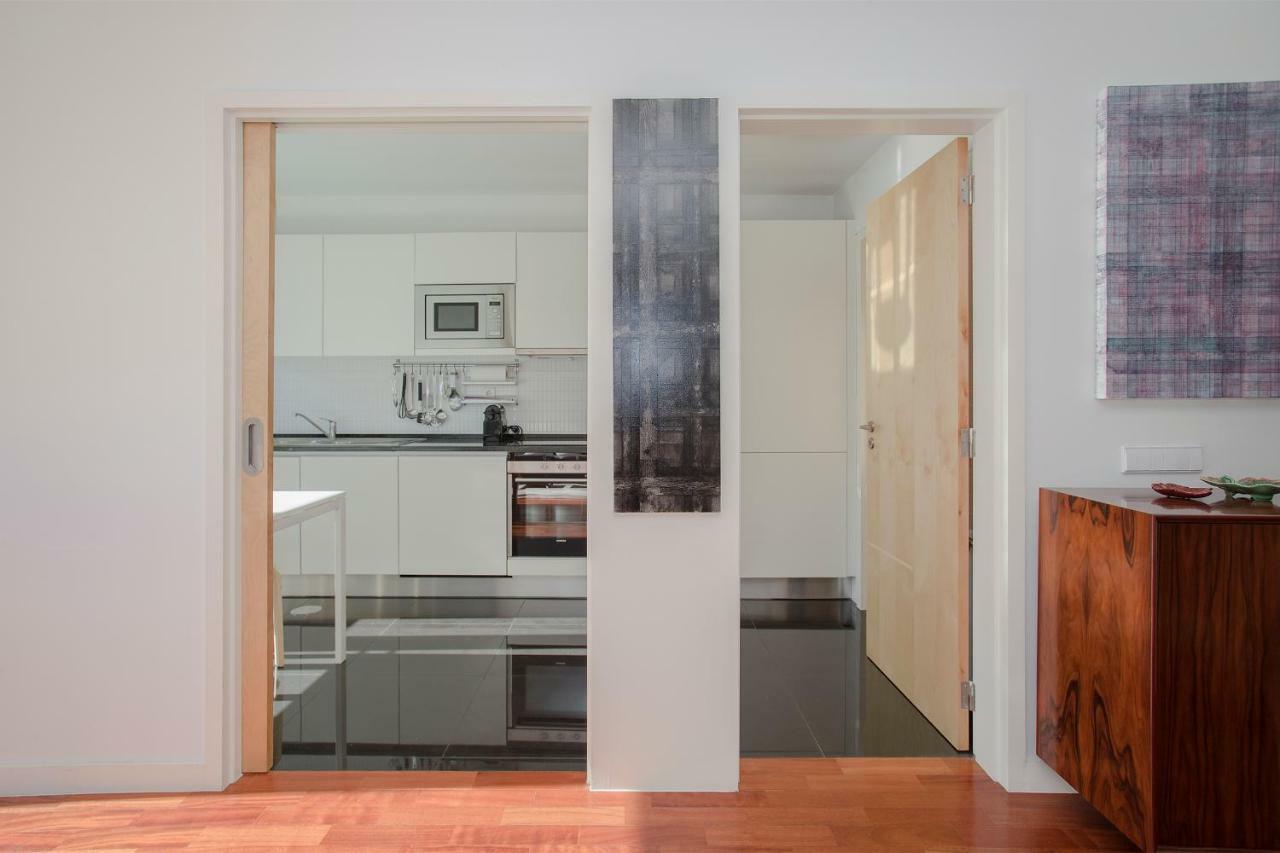 Apartment Liiiving In | Bright Light Porto