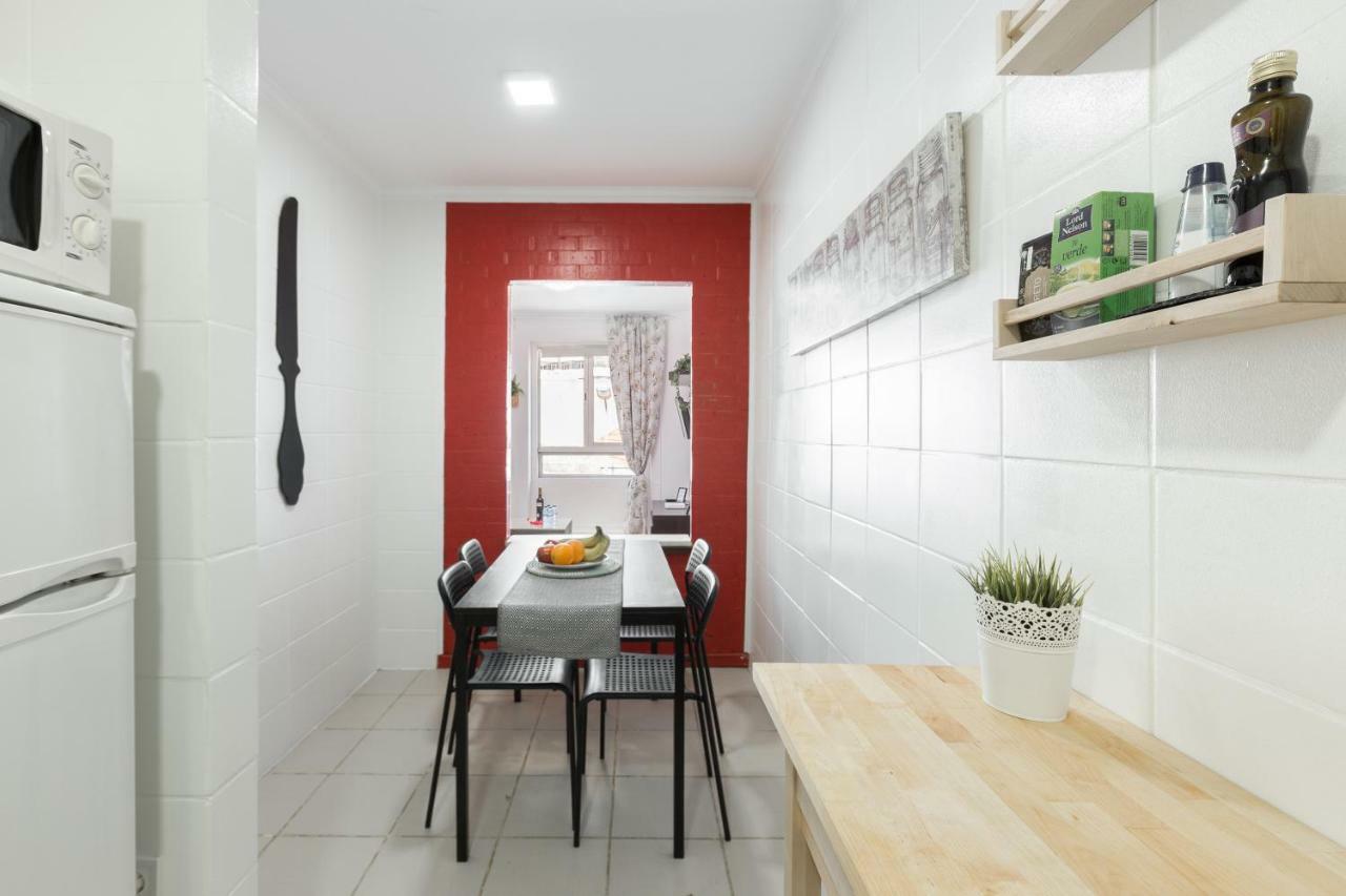 Large Flat W/ Terrace | Ace Location @ Aliados Apartment Porto