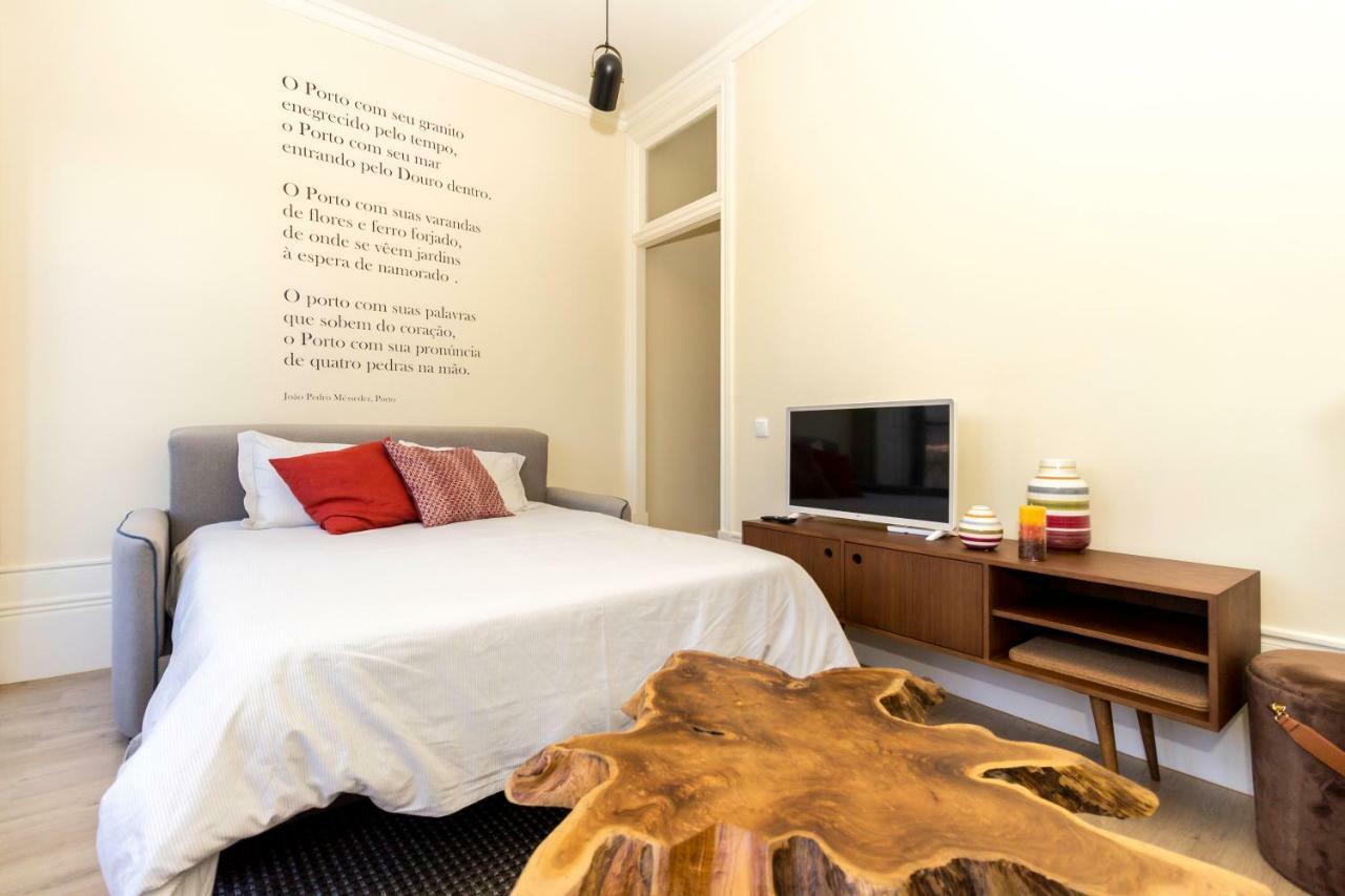Guest H4u - Flores Lello Center Apartment *