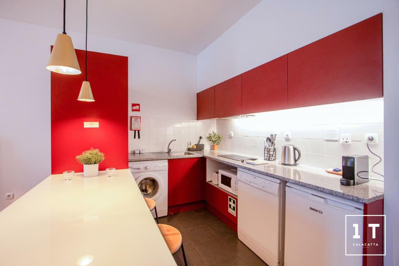 Calacatta Housing *