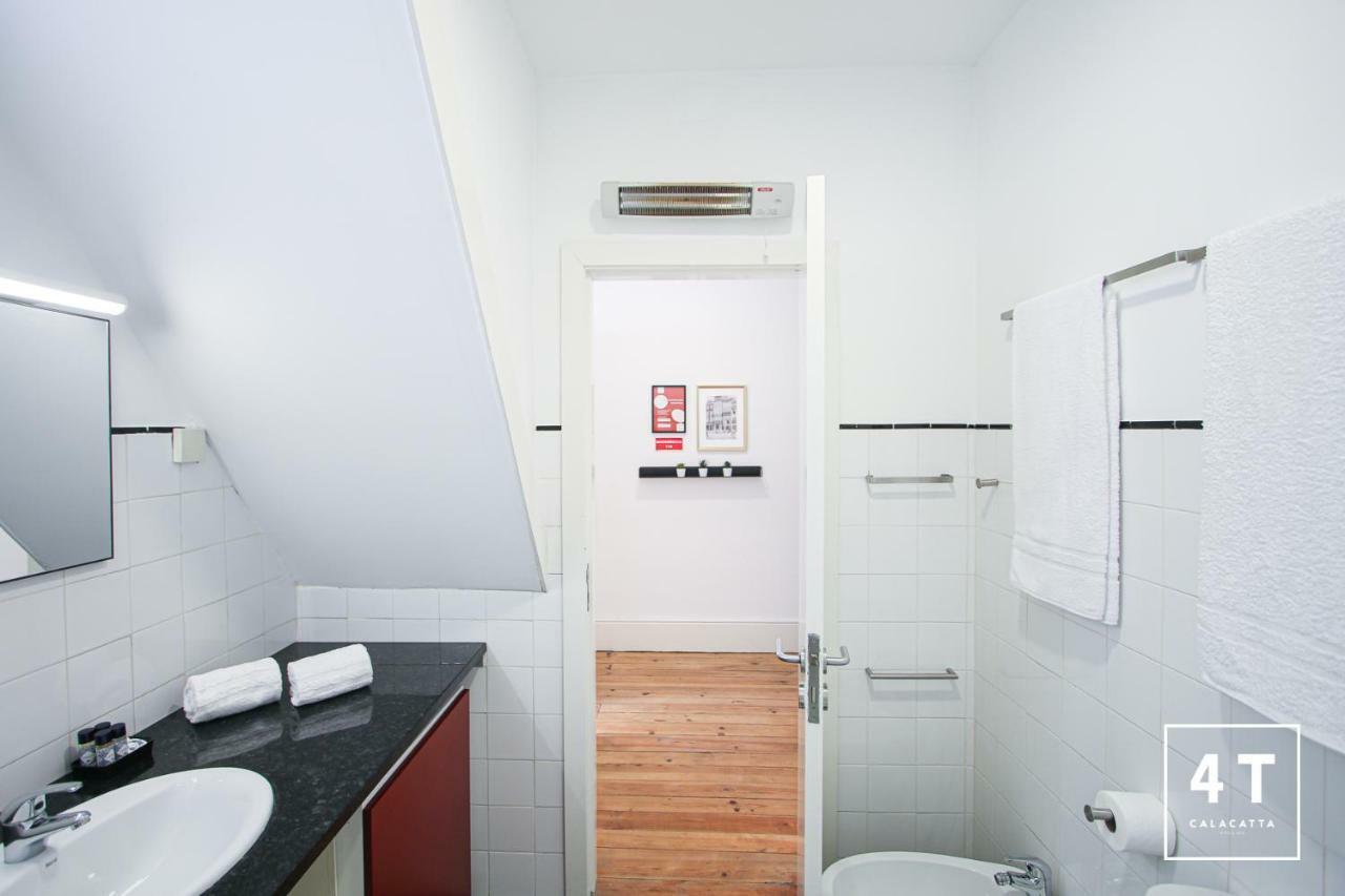 Calacatta Housing
