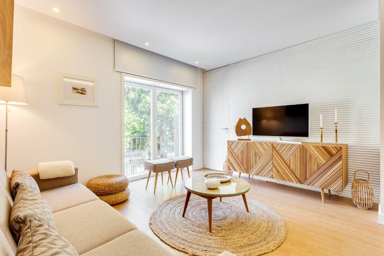 Apartment Wood Premium Downtown By Da'home