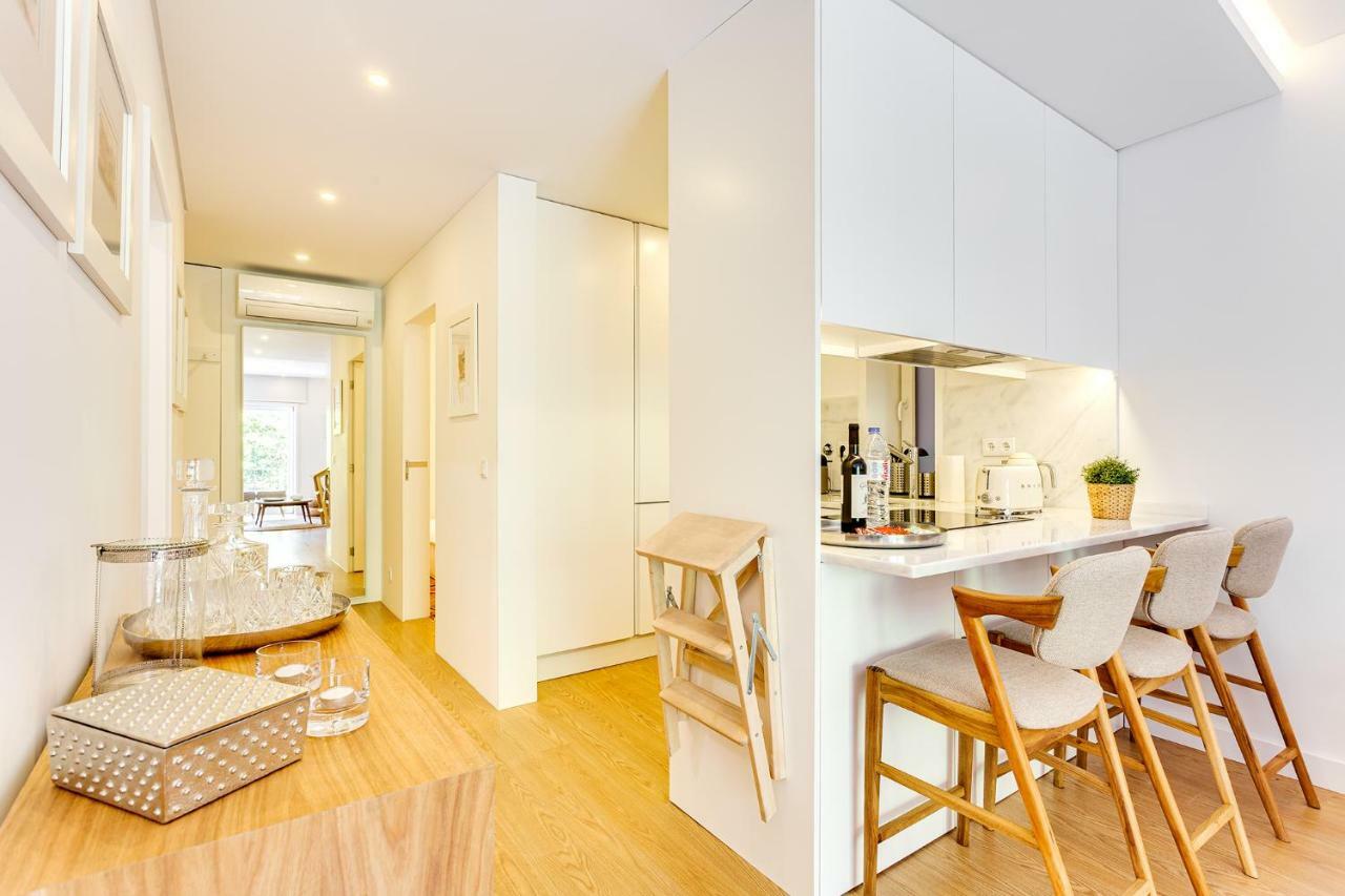 Apartment Wood Premium Downtown By Da'home