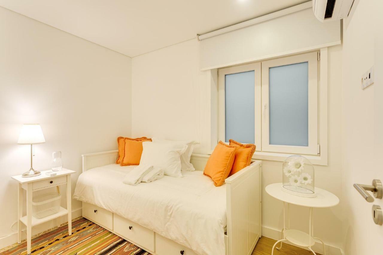 Apartment Wood Premium Downtown By Da'home
