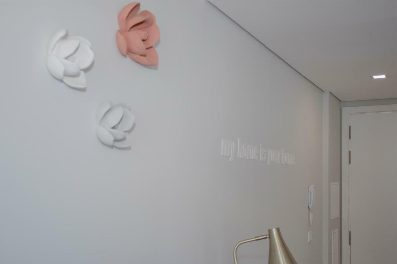 Liiiving In - Santa Catarina Mezzanine Apartment Porto