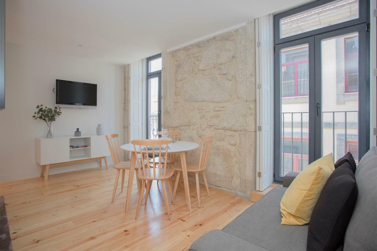 Apartamento Liiiving In - Charming Downtown Delight Porto