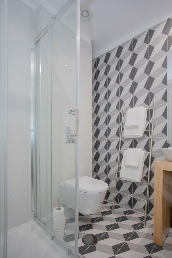 Liiiving In - Charming Downtown Delight Apartamento *