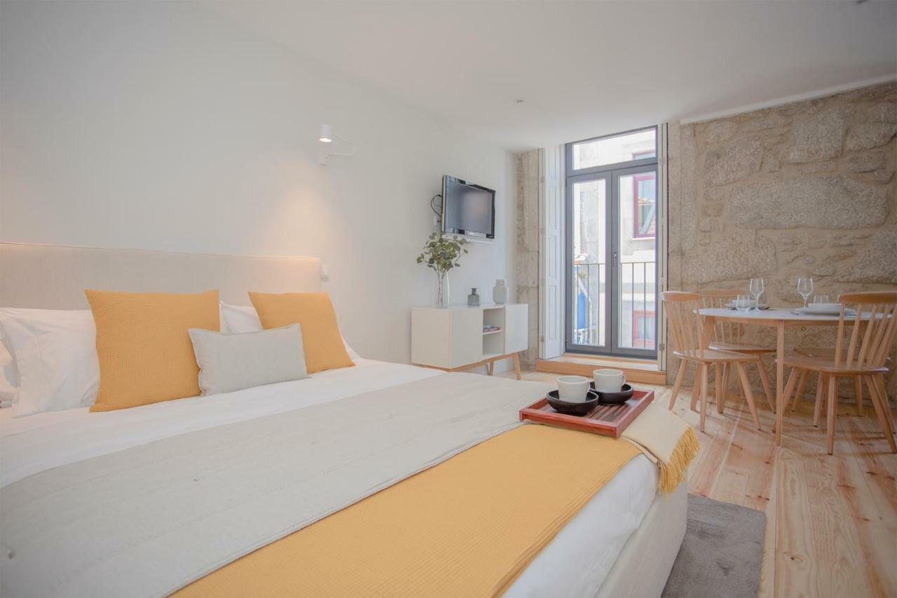 Liiiving In - Charming Downtown Delight Apartamento Porto