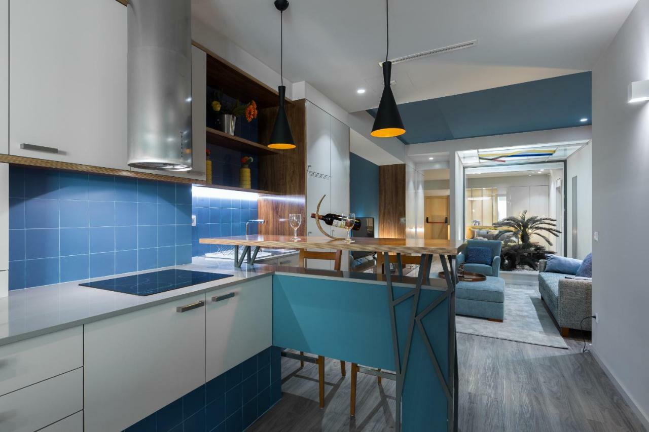 Apartment Charming Luxurious Flat With Garage By Host Wise *