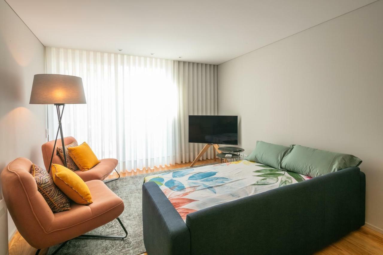 Apartment Insight Cedofeita- Balcony & Parking *