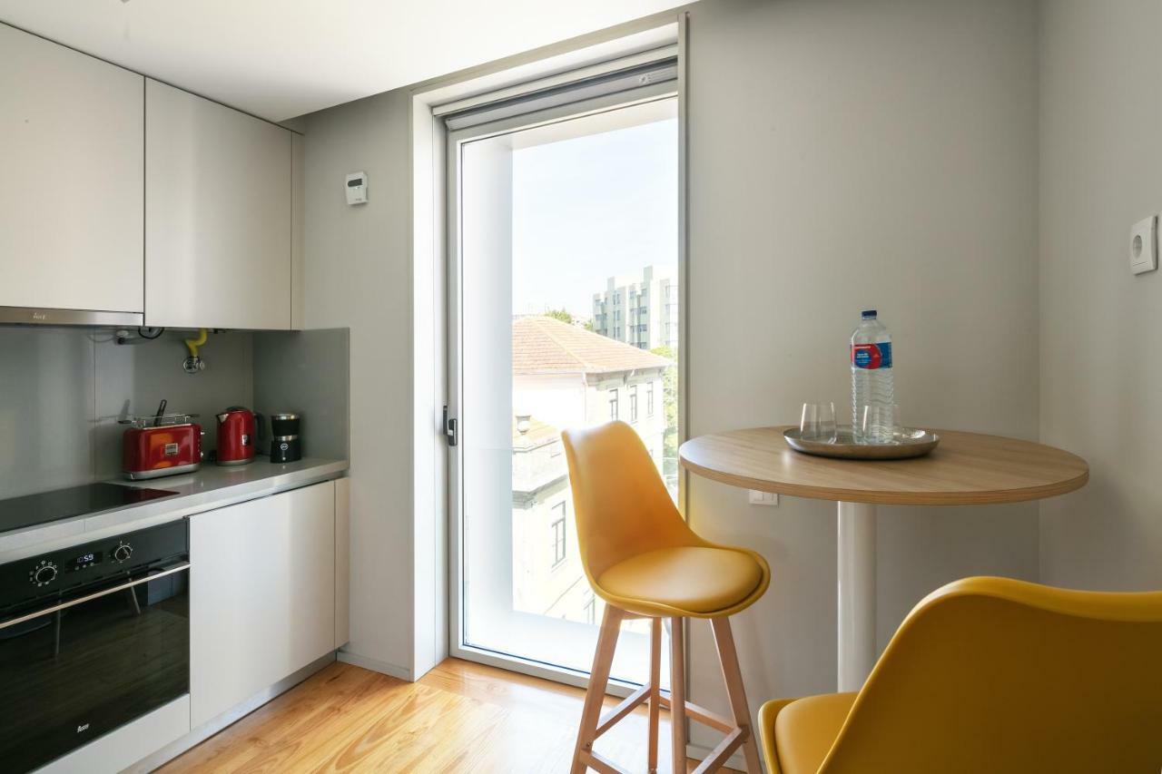 Apartment Insight Cedofeita- Balcony & Parking