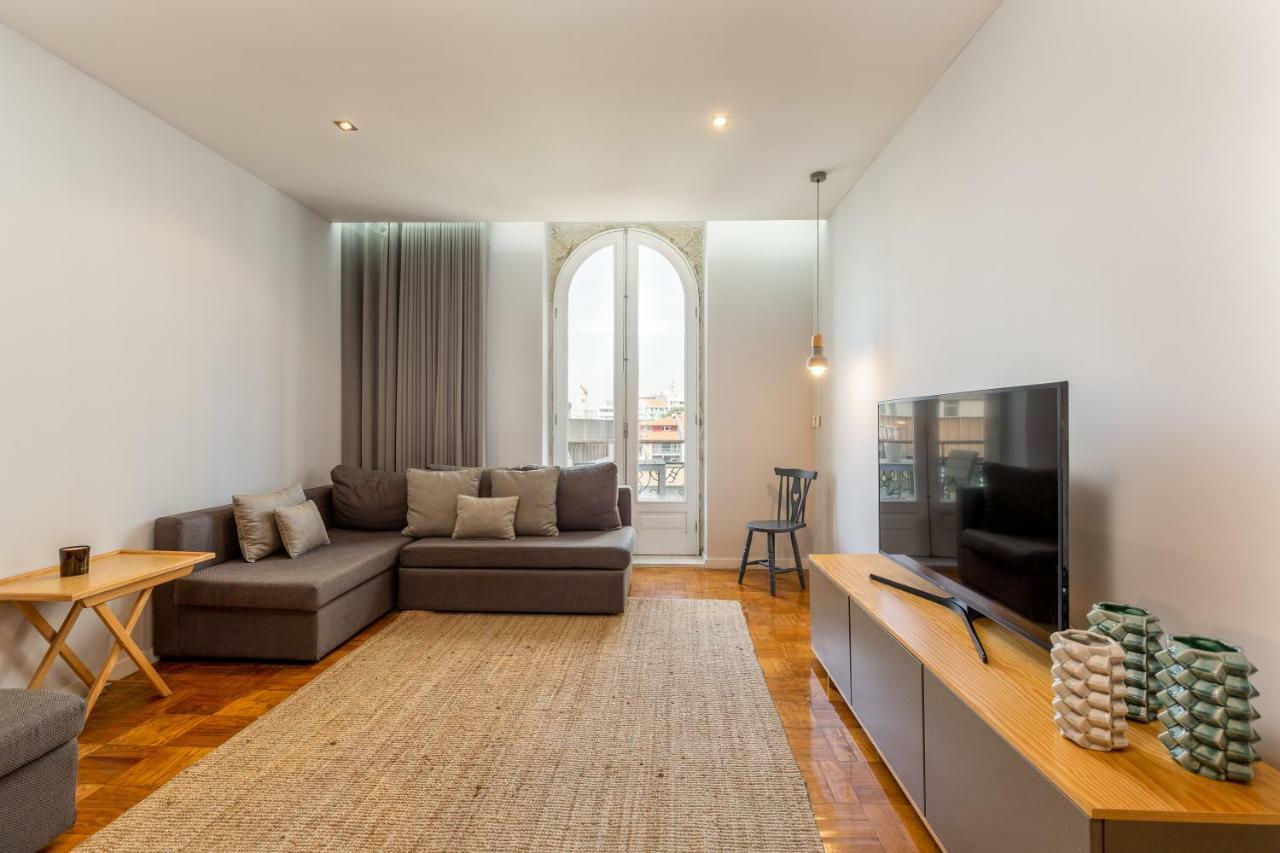Apartment Feel Vintage