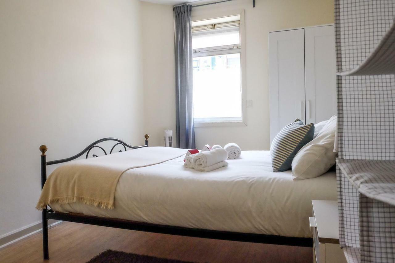 Bright Alegria By Homing Apartment