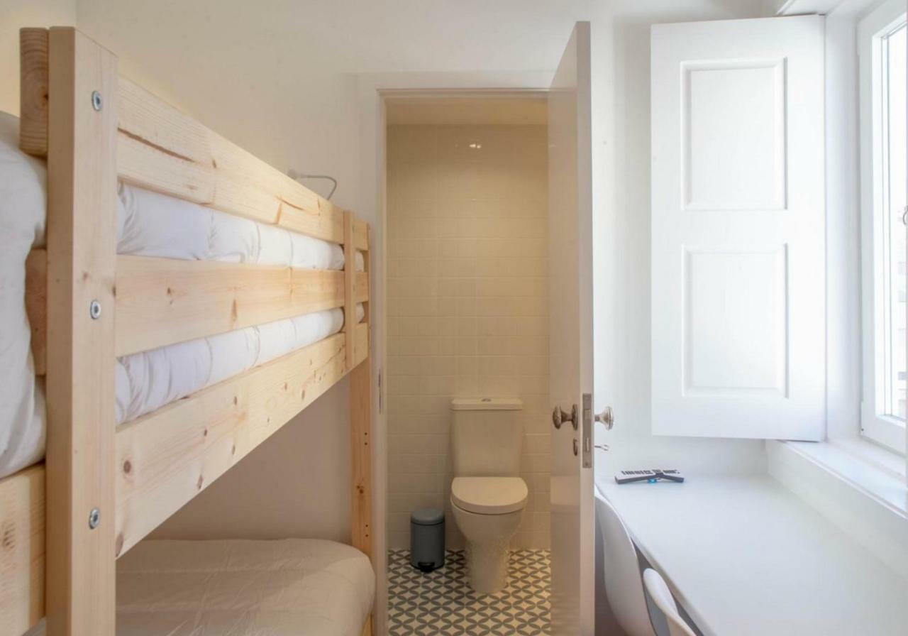 Concept - University & - Polo Ii Paranhos Guest house *