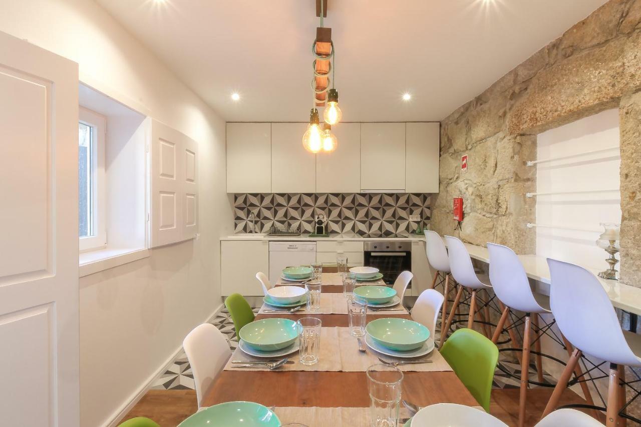 Concept - University & - Polo Ii Paranhos Guest house *