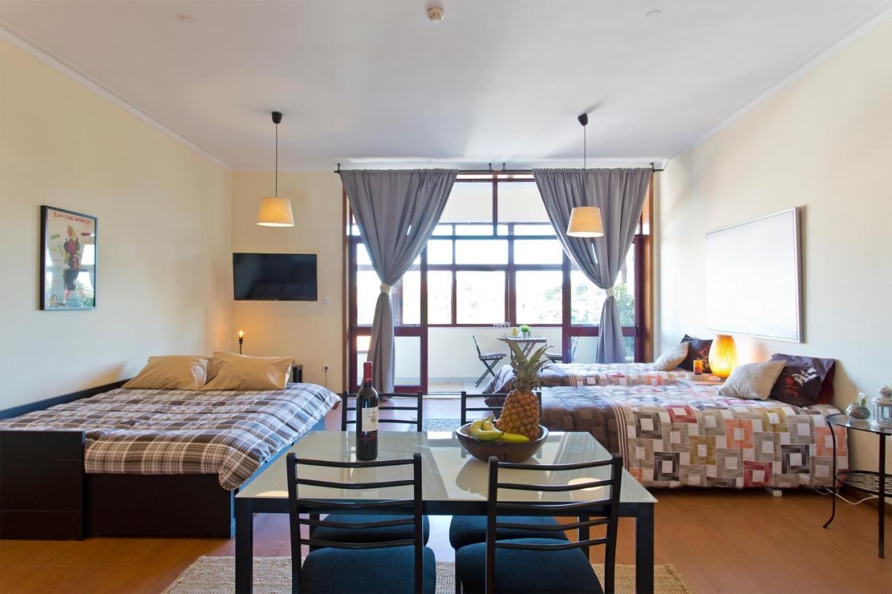 Cozy Sunny Flats By Hostwise *