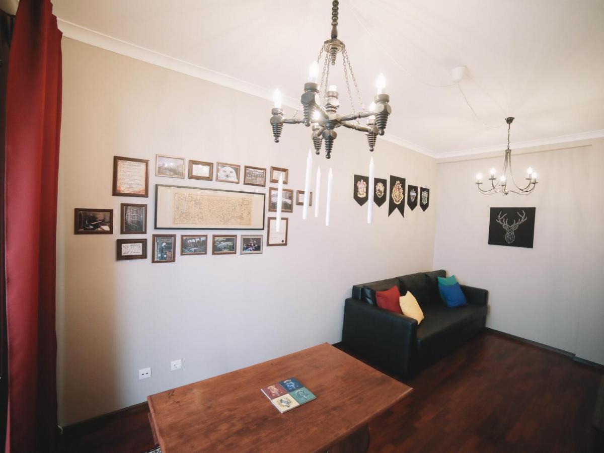 Guest Harry Potter Flat With Parking Apartamento
