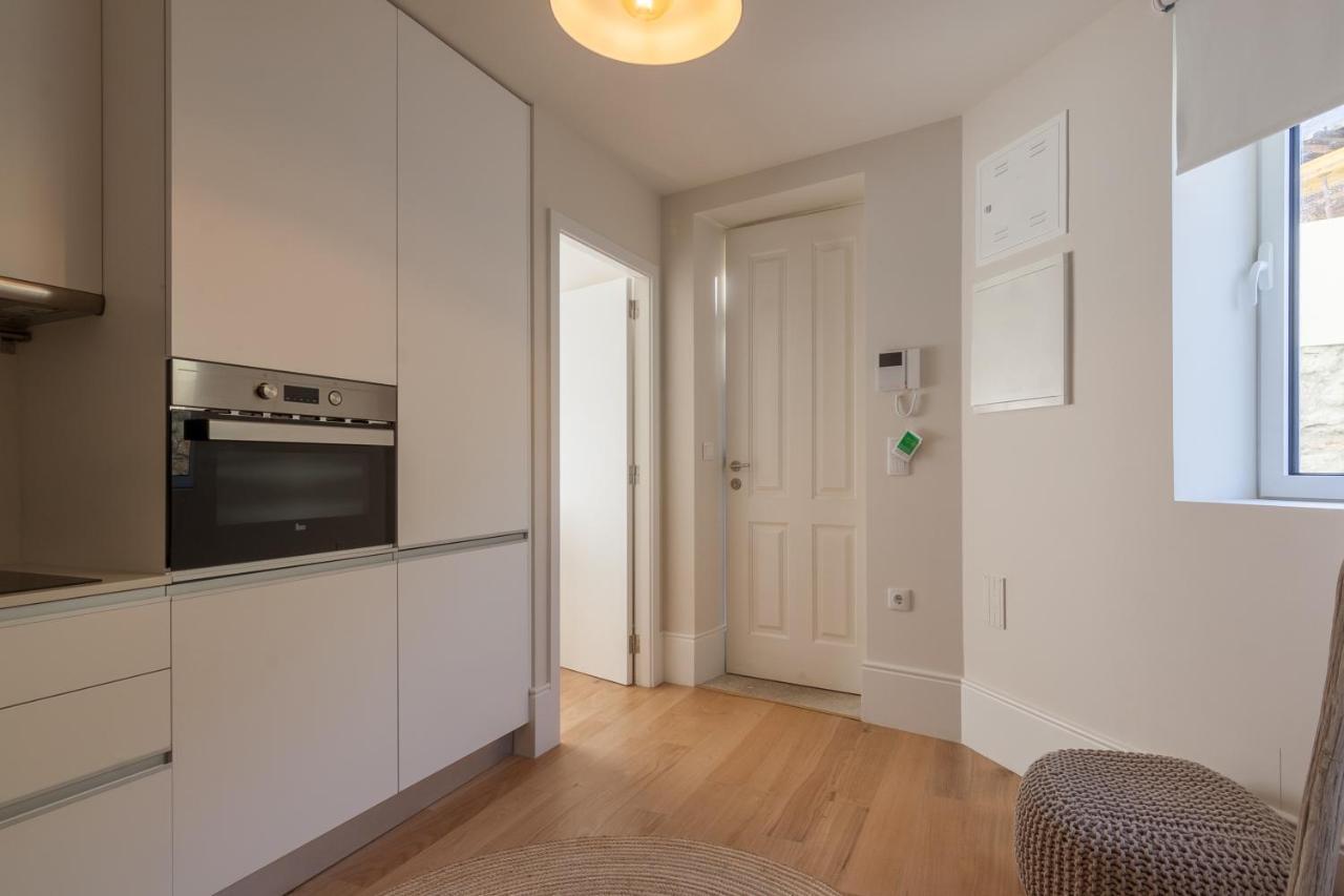 Apartment Secret Camoes